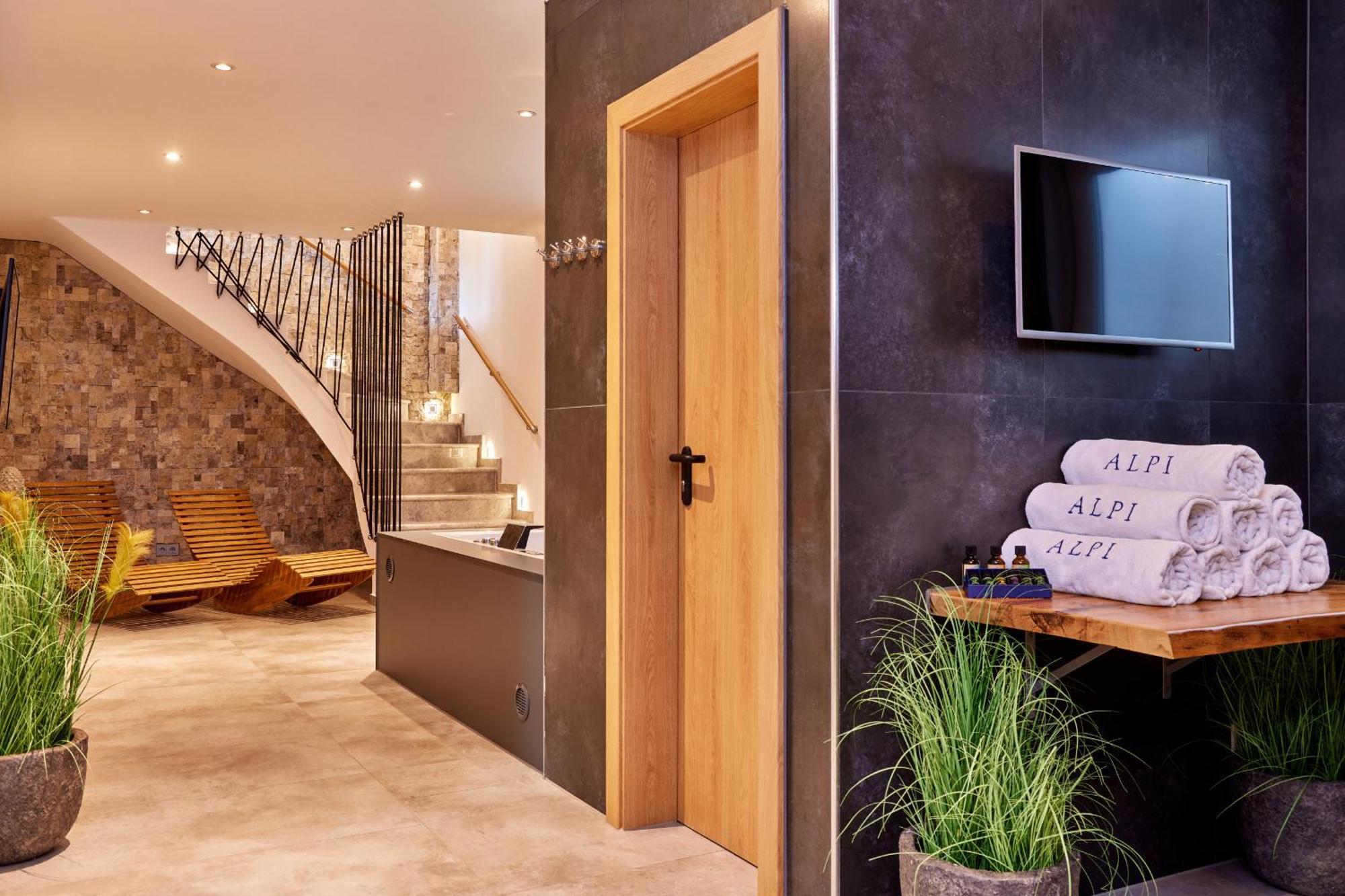 Private Spa & Garden Alpi Garmisch-Partenkirchen járás Kültér fotó